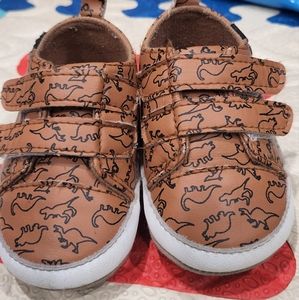 Dinosaur velcro walking shoes size 3